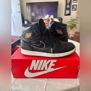 Air Jordan 1 mid